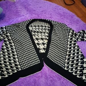 Chic Black and White Women's Cardigan